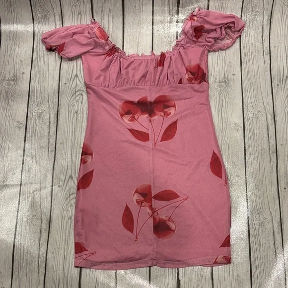 Forever 21 women’s size medium coquette cutie Pink Cherry Print Mini Dress - Picture 6 of 6
